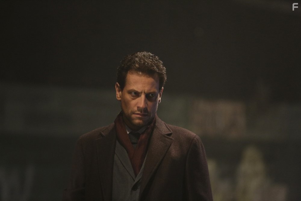 Ioan Gruffudd in Вечность (2014)