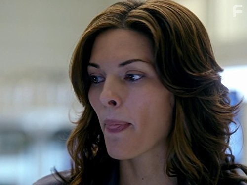 Alana De La Garza in Вечность (2014)