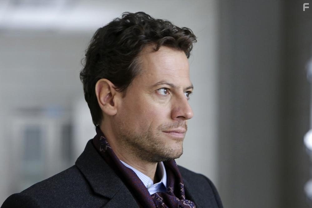 Ioan Gruffudd in Вечность (2014)