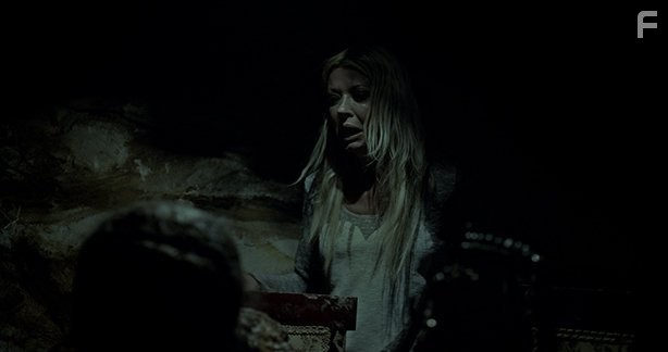 Tara Reid in Ферма Чарли (2014)