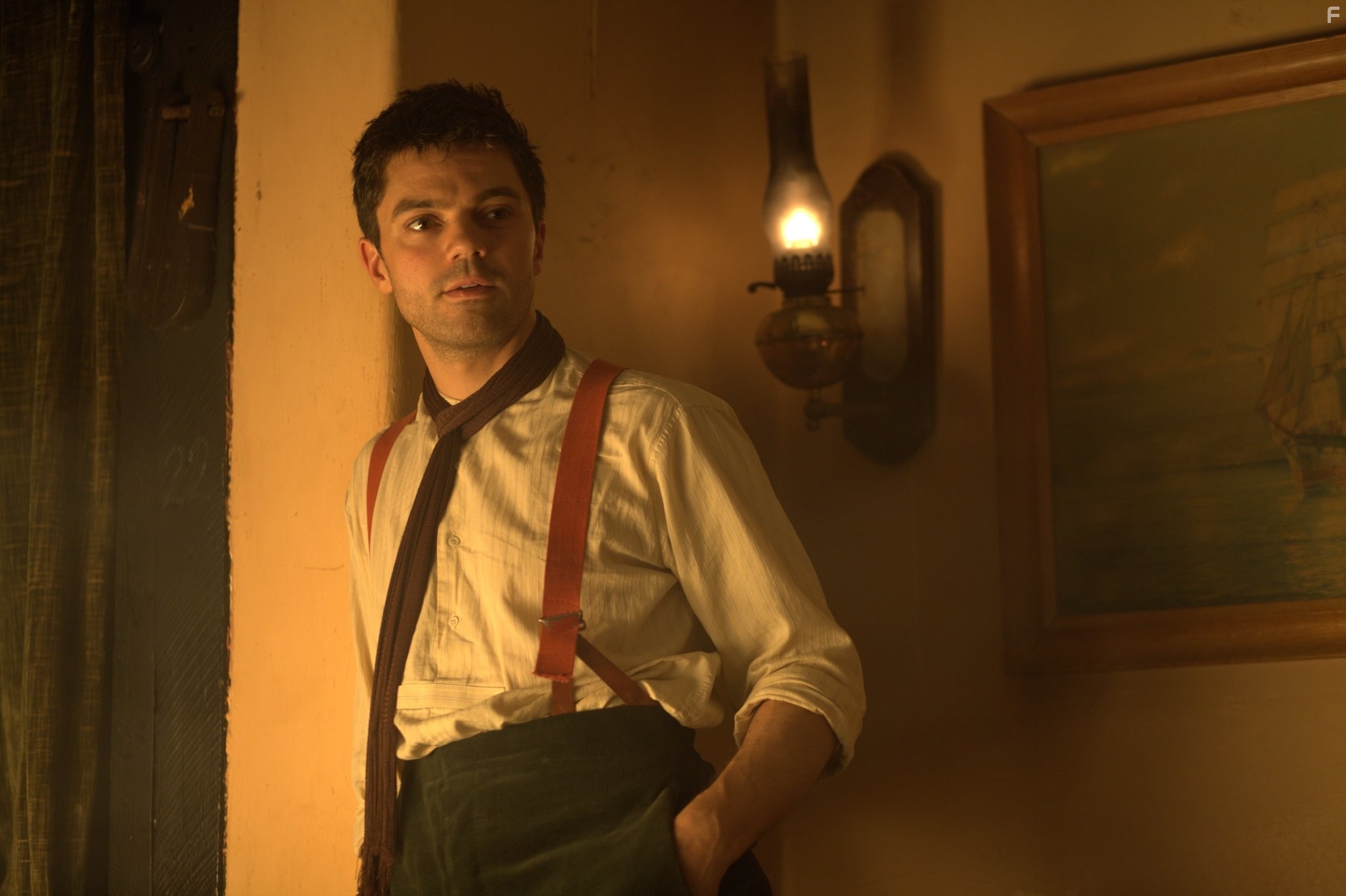 Dominic Cooper in Лето в феврале (2013)