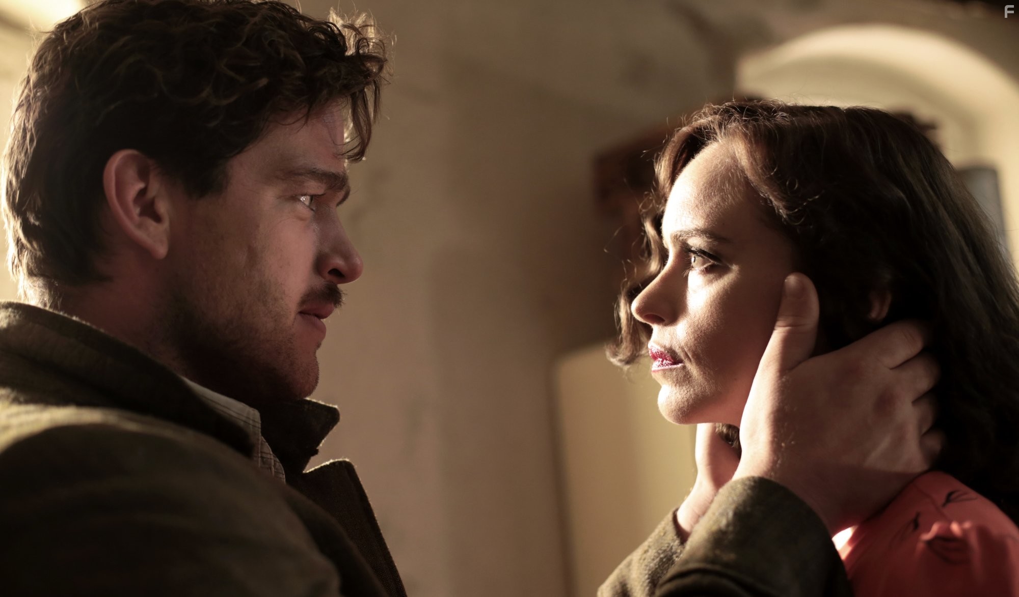Nina Hoss and Ronald Zehrfeld in Феникс (2014)