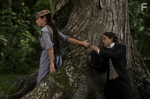 Giovanna Mezzogiorno and Unax Ugalde in Любовь во время холеры (2007)