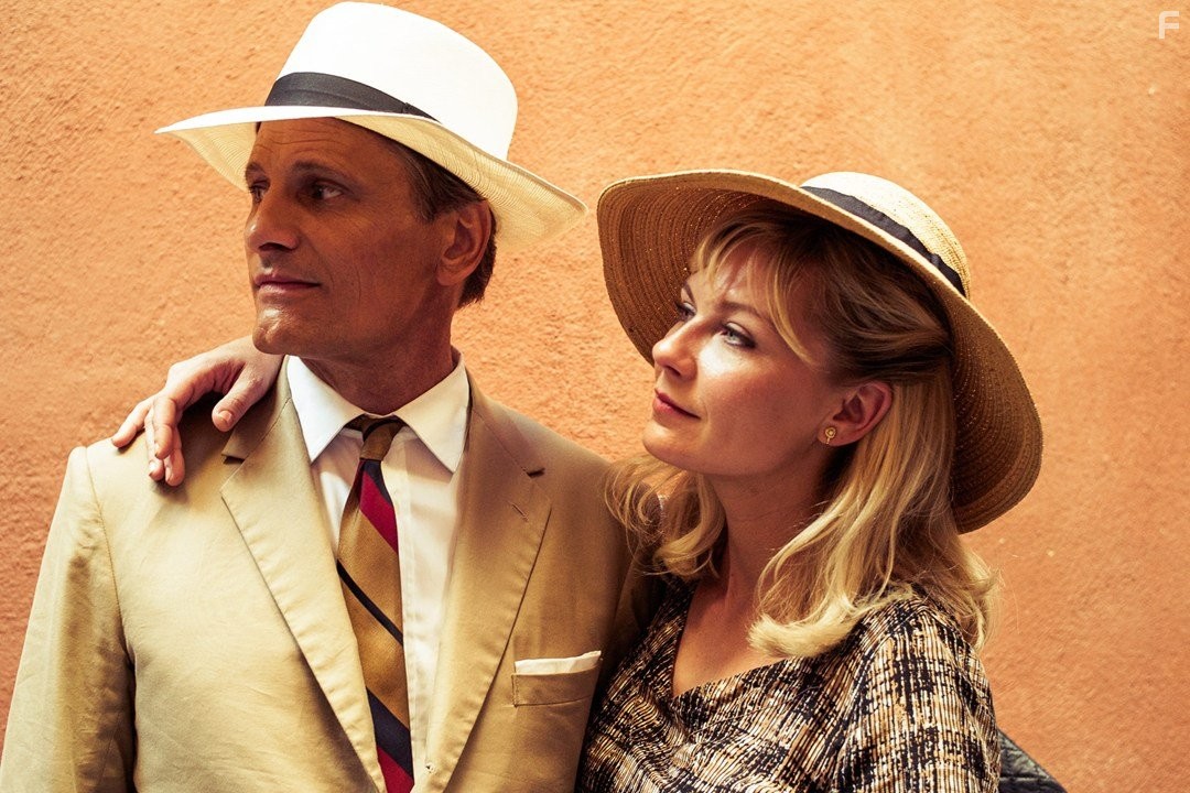 Kirsten Dunst and Viggo Mortensen in Два лика января (2014)