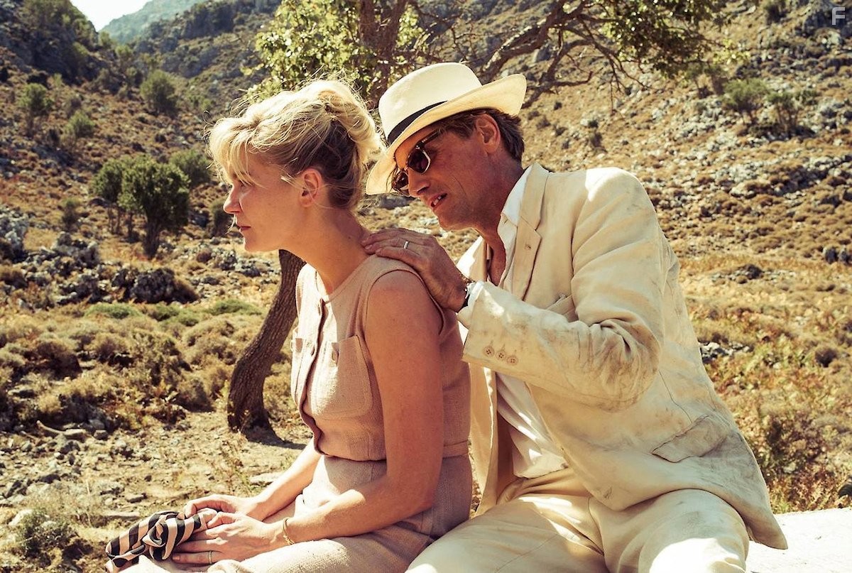 Kirsten Dunst and Viggo Mortensen in Два лика января (2014)