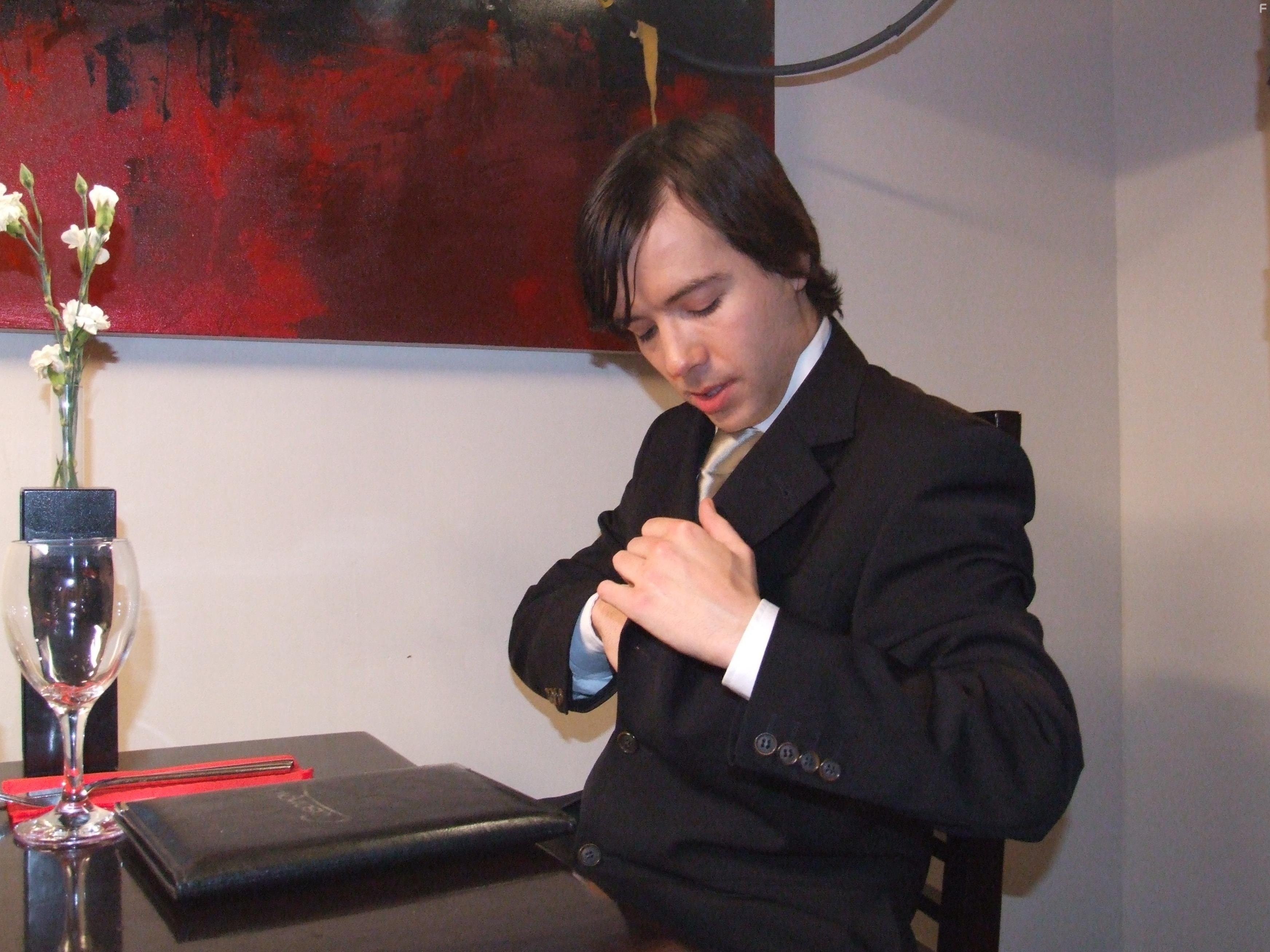 Jose Mantero in Lucky Escape (2007)