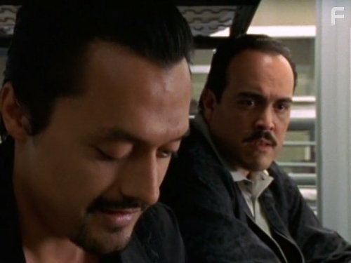 Otto Sanchez and David Zayas in Тюрьма Оз (1997)