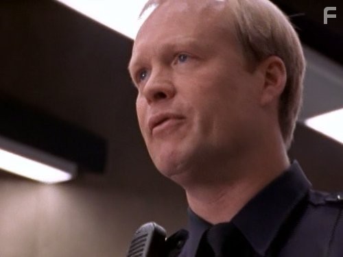 Bill Fagerbakke in Тюрьма Оз (1997)