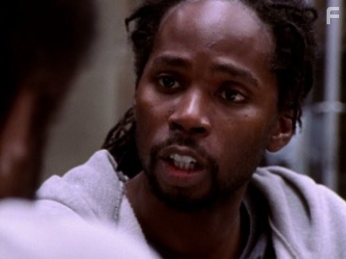 Harold Perrineau in Тюрьма Оз (1997)
