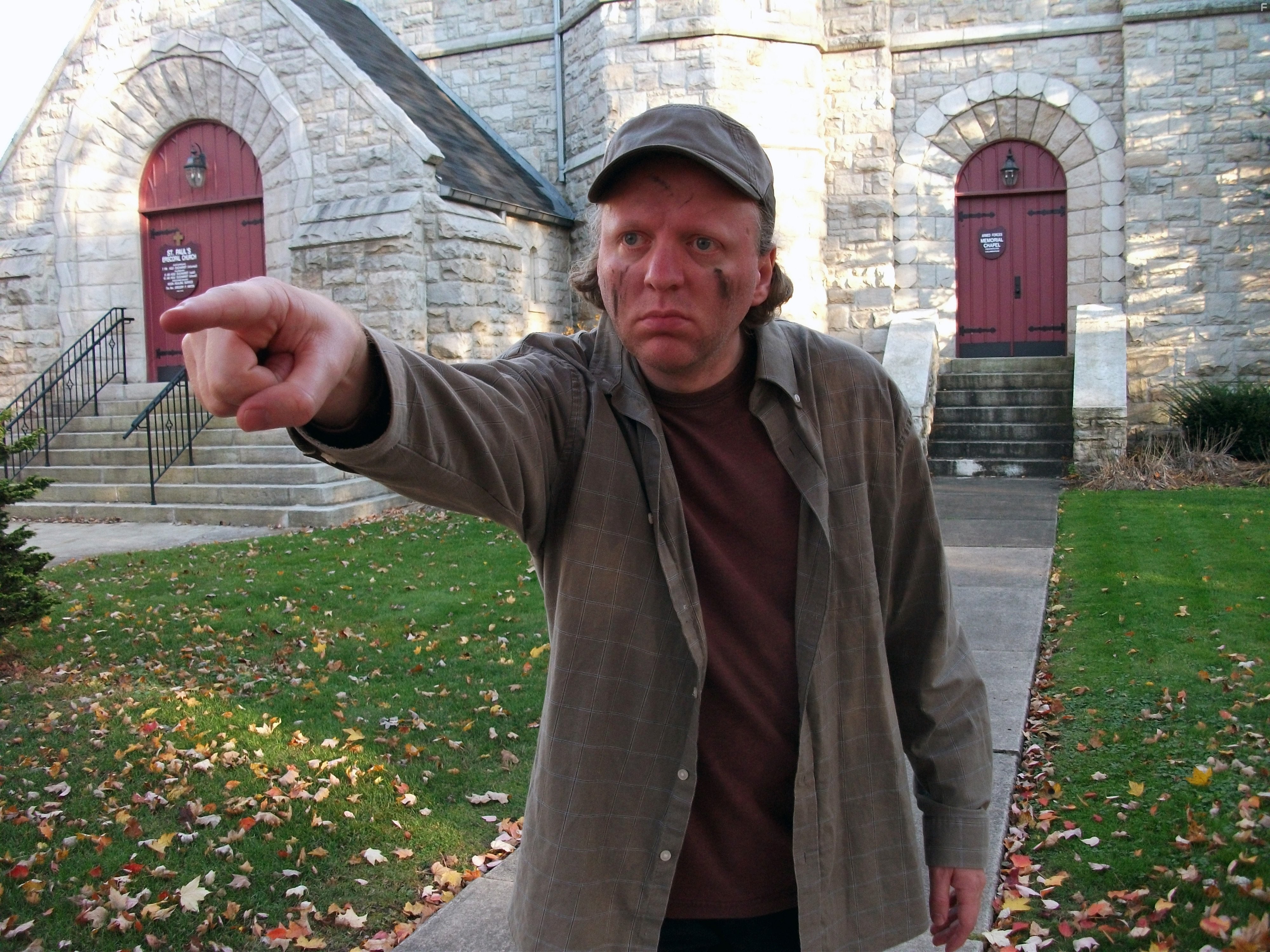 Кровавый лагерь: Первая резня