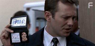 Peter Outerbridge in Тысячелетие (1996)