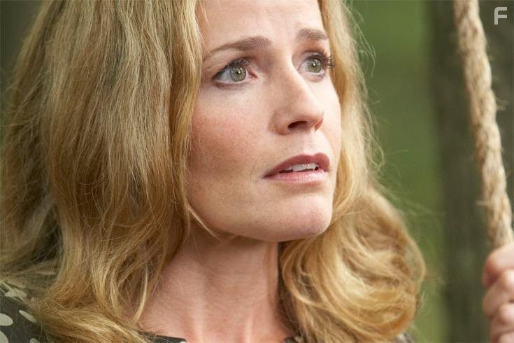 Elisabeth Shue in Дон МакКей (2009)