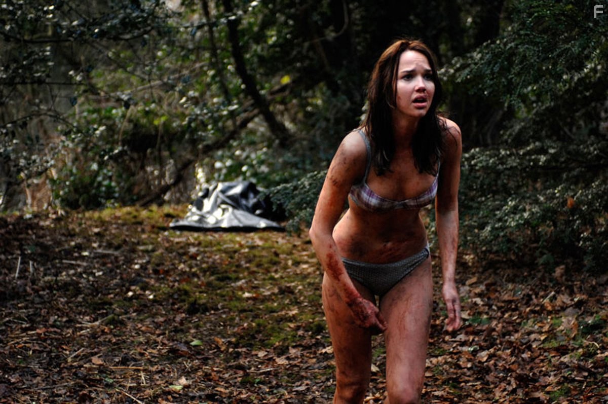 Arielle Kebbel in Багровая мгла (2008)