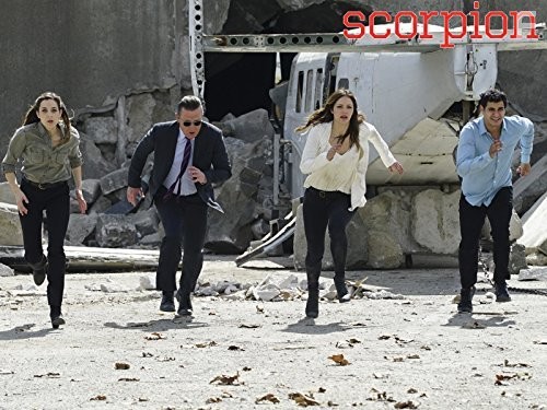 Robert Patrick, Elyes Gabel, Kathleen Munroe, and Katharine McPhee in Скорпион (2014)