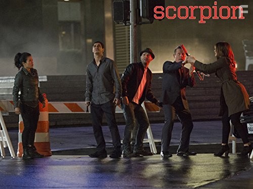 Eddie Kaye Thomas, Elyes Gabel, and Jadyn Wong in Скорпион (2014)