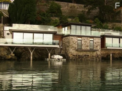 Extreme Homes (2012)