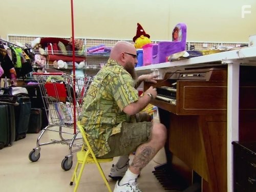 Thrift Hunters (2014)