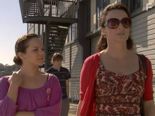 Tara Morice and Dena Kaplan in Танцевальная академия (2010)