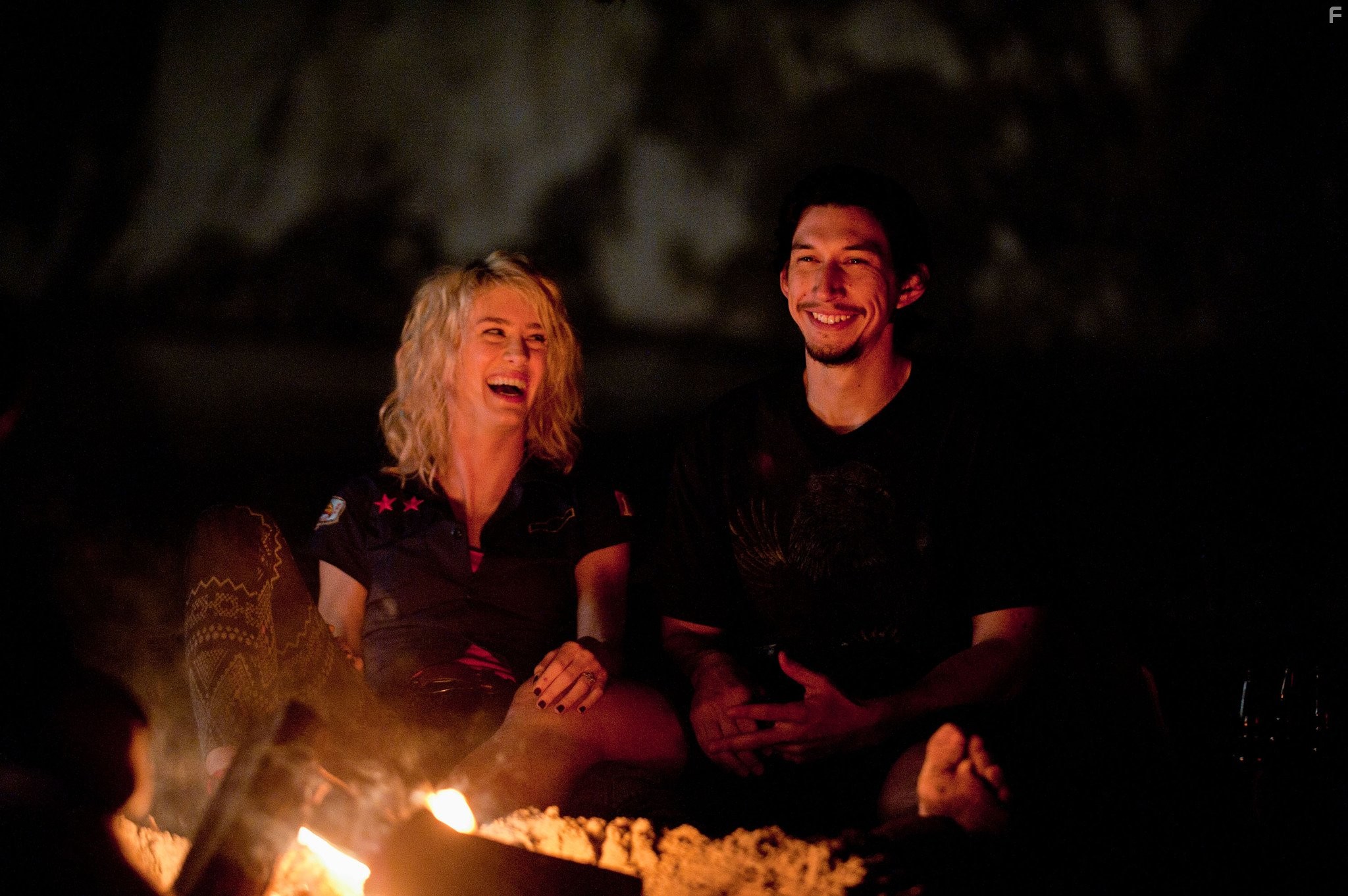 Adam Driver and Mackenzie Davis in Дружба и никакого секса (2013)