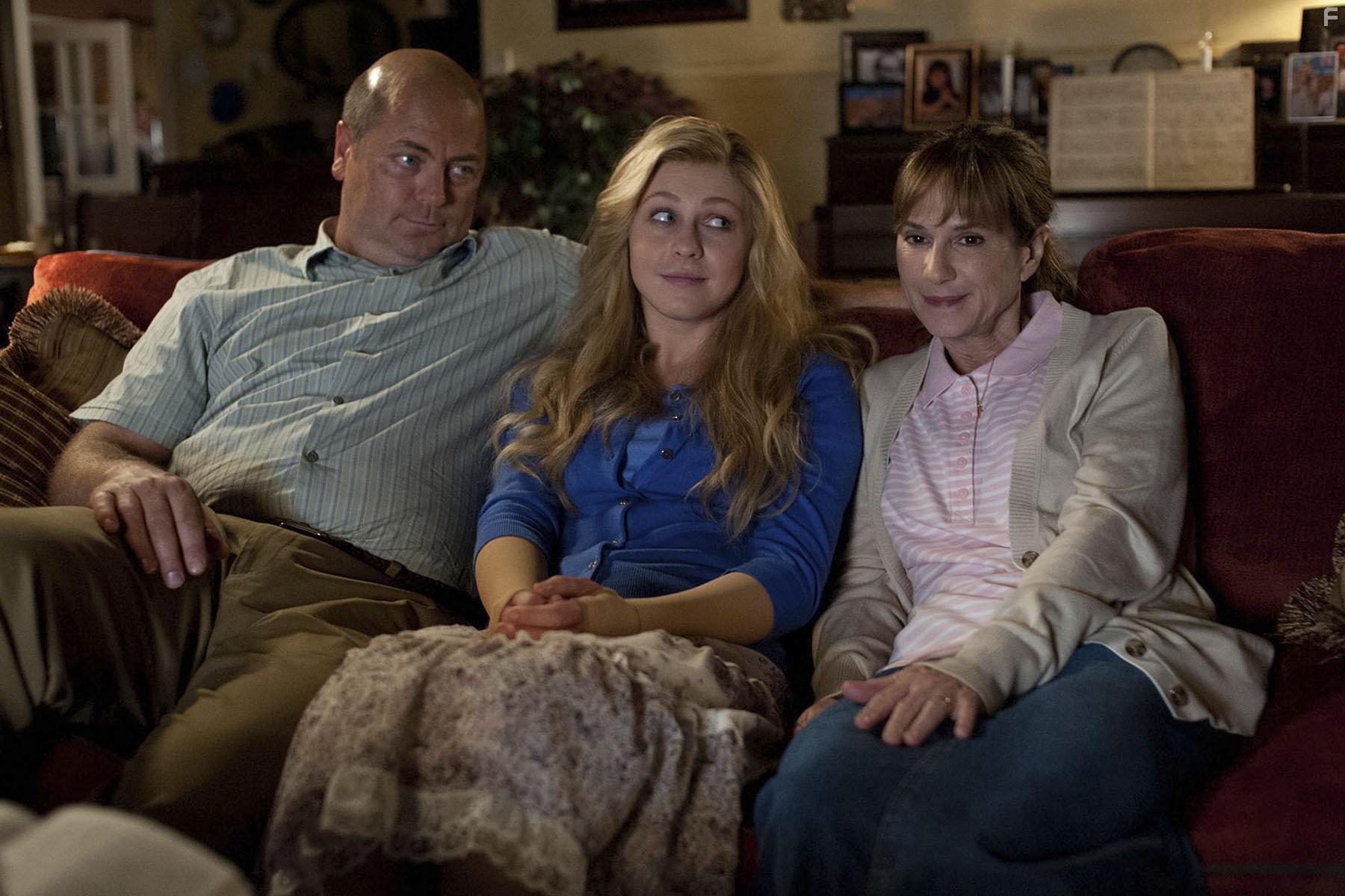 Holly Hunter, Nick Offerman, and Julianne Hough in Агнец Божий (2013)