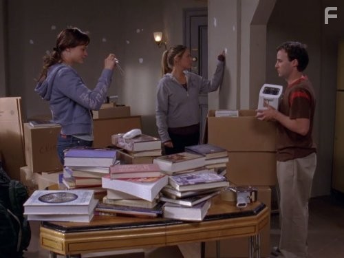 Alexis Bledel, Danny Strong, and Liza Weil in Девочки Гилмор (2000)