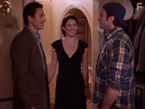 Scott Cohen, Lauren Graham, and Scott Patterson in Девочки Гилмор (2000)