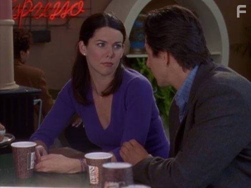 Scott Cohen and Lauren Graham in Девочки Гилмор (2000)