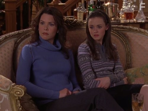 Alexis Bledel and Lauren Graham in Девочки Гилмор (2000)