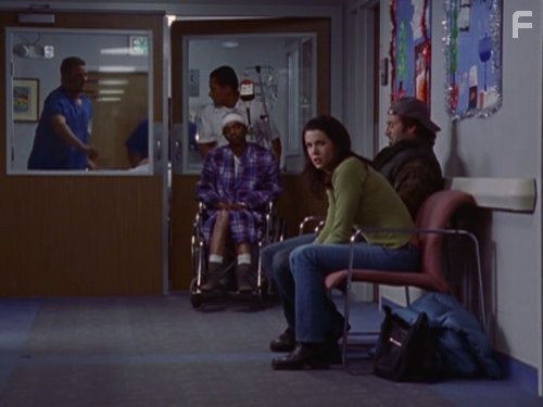 Lauren Graham and Scott Patterson in Девочки Гилмор (2000)