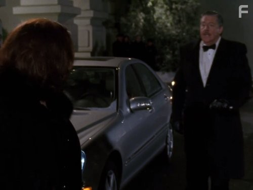 Edward Herrmann in Девочки Гилмор (2000)