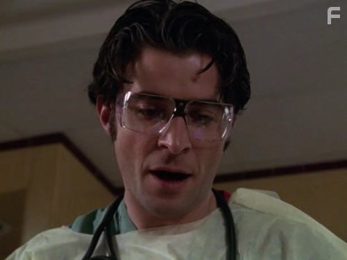 Goran Visnjic in Скорая помощь (1994)