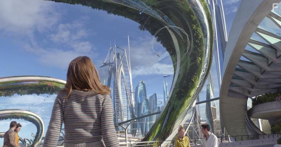 Britt Robertson in Земля будущего (2015)