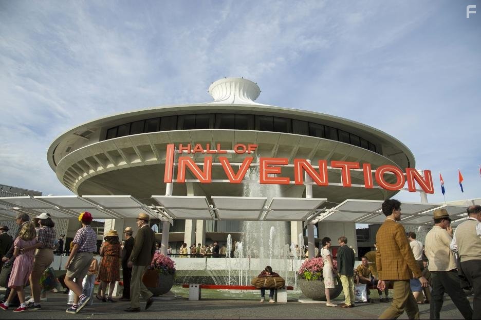 Земля будущего (2015)