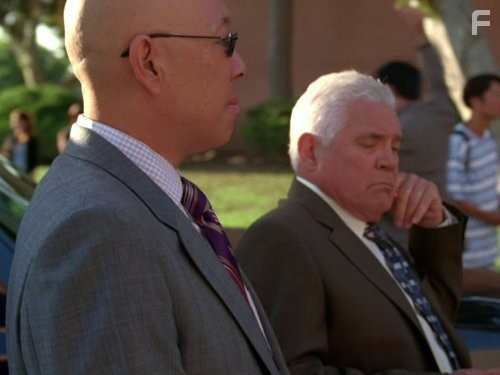 G.W. Bailey and Michael Paul Chan in Ищейка (2005)