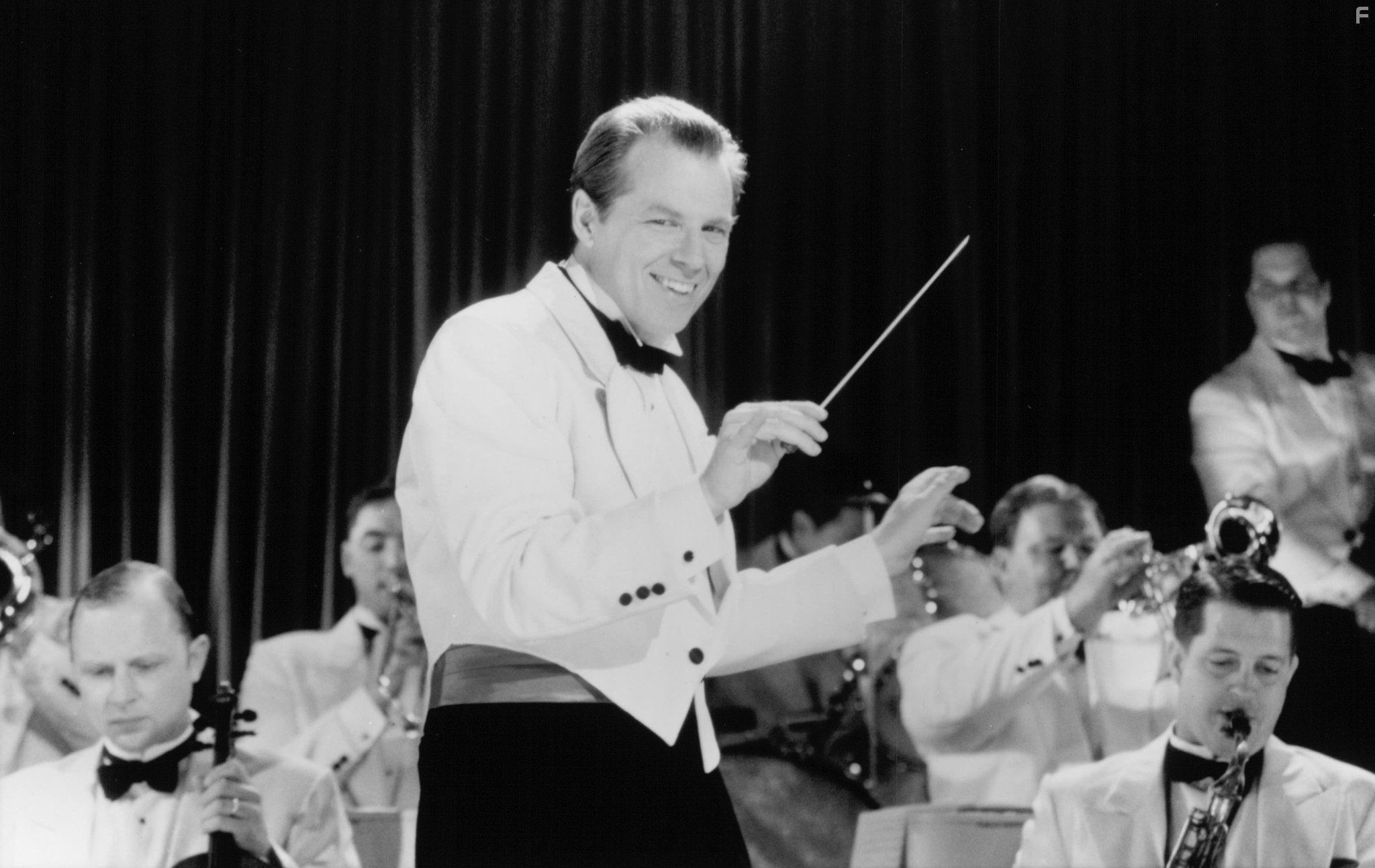 Michael McKean in Убийства на радио (1994)