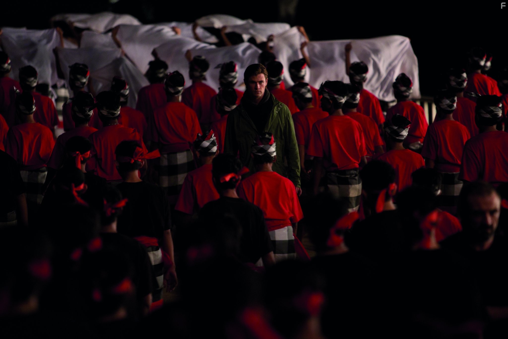 Chris Hemsworth in Кибер (2015)