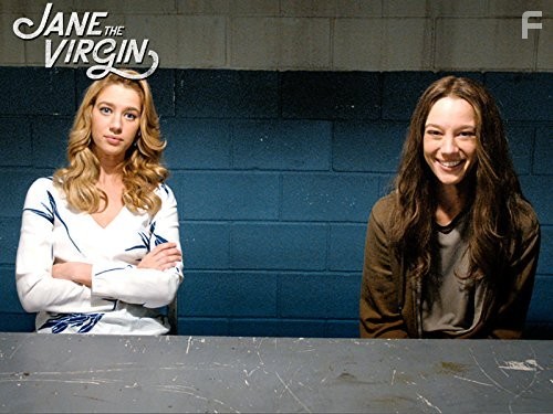 Yael Grobglas in Девственница Джейн (2014)