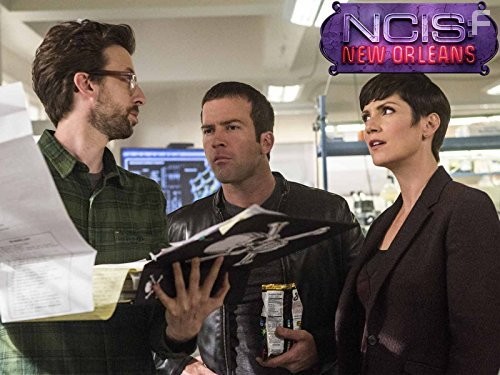 Lucas Black, Zoe McLellan, and Rob Kerkovich in Морская полиция: Новый Орлеан (2014)