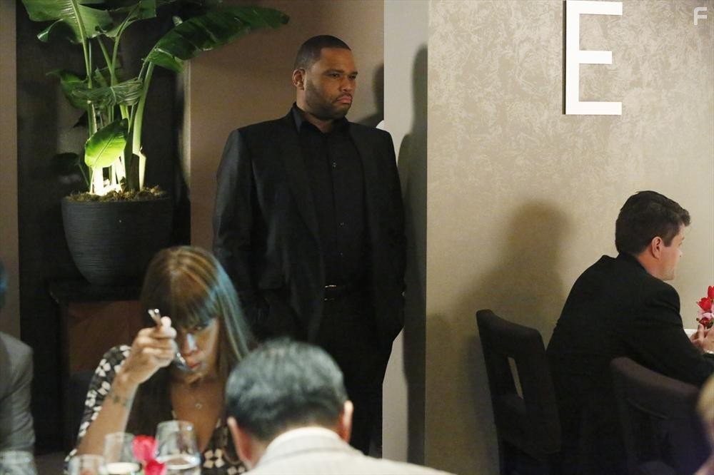 Anthony Anderson in Чeрноватый (2014)