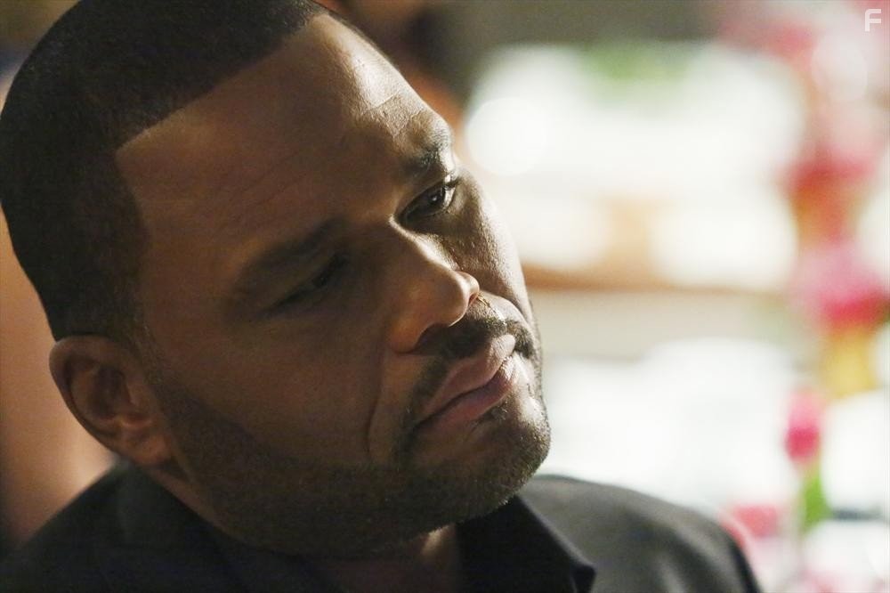 Anthony Anderson in Чeрноватый (2014)