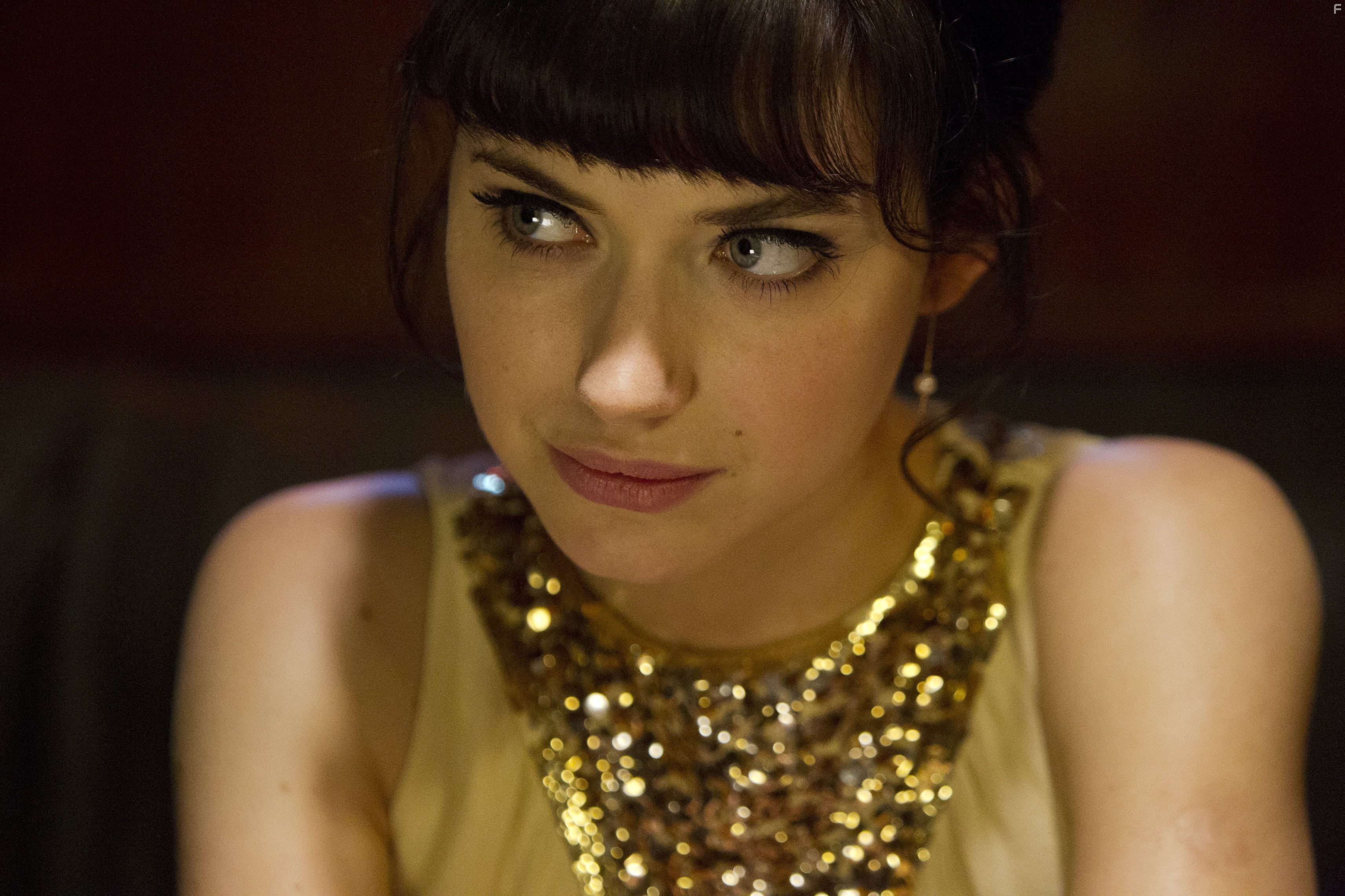 Imogen Poots in Джими Хендрикс (2013)