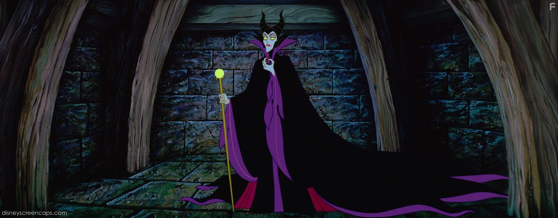 Eleanor Audley in Спящая красавица (1959)