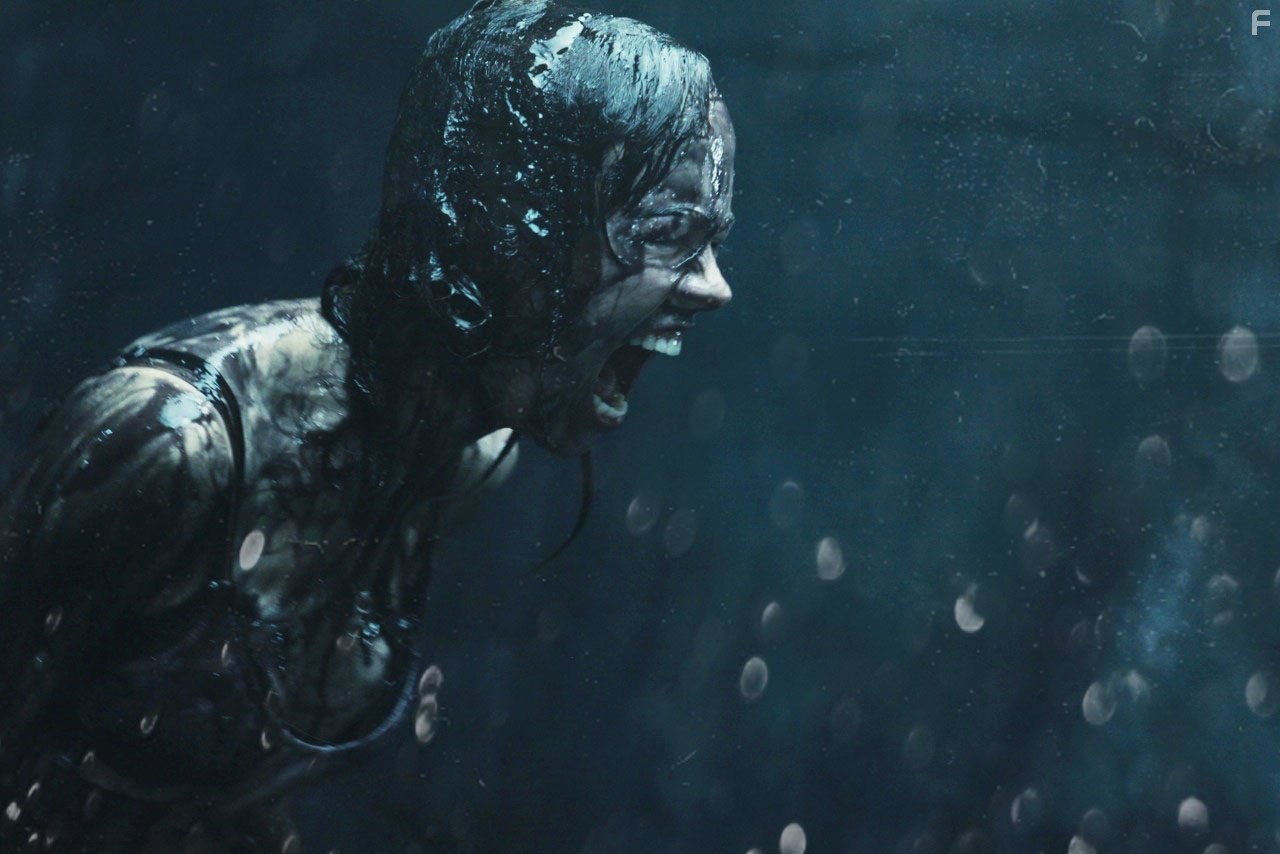 Brittany Allen in Посетители (2014)