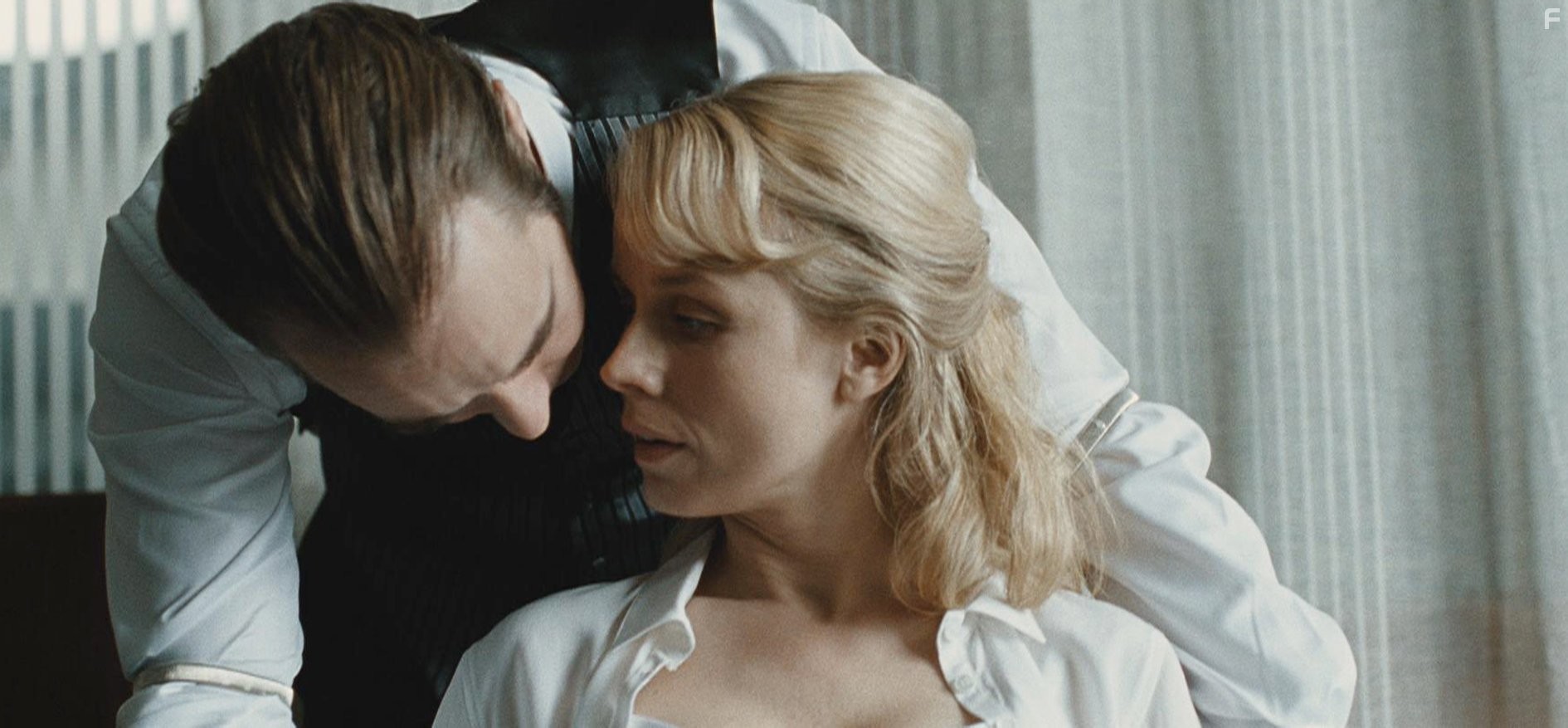 En pilgrims d?d (2013)