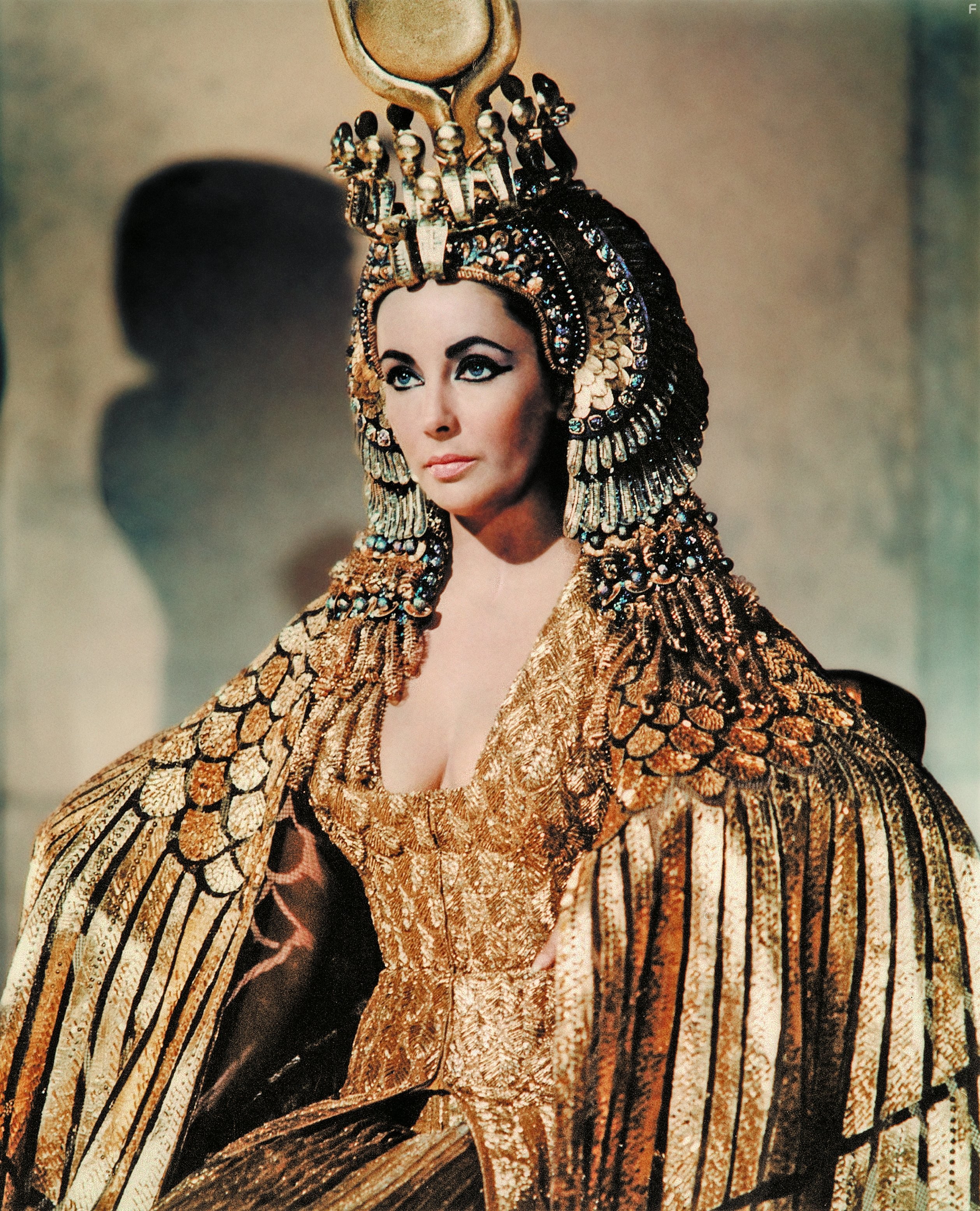 Elizabeth Taylor in Клеопатра (1963)
