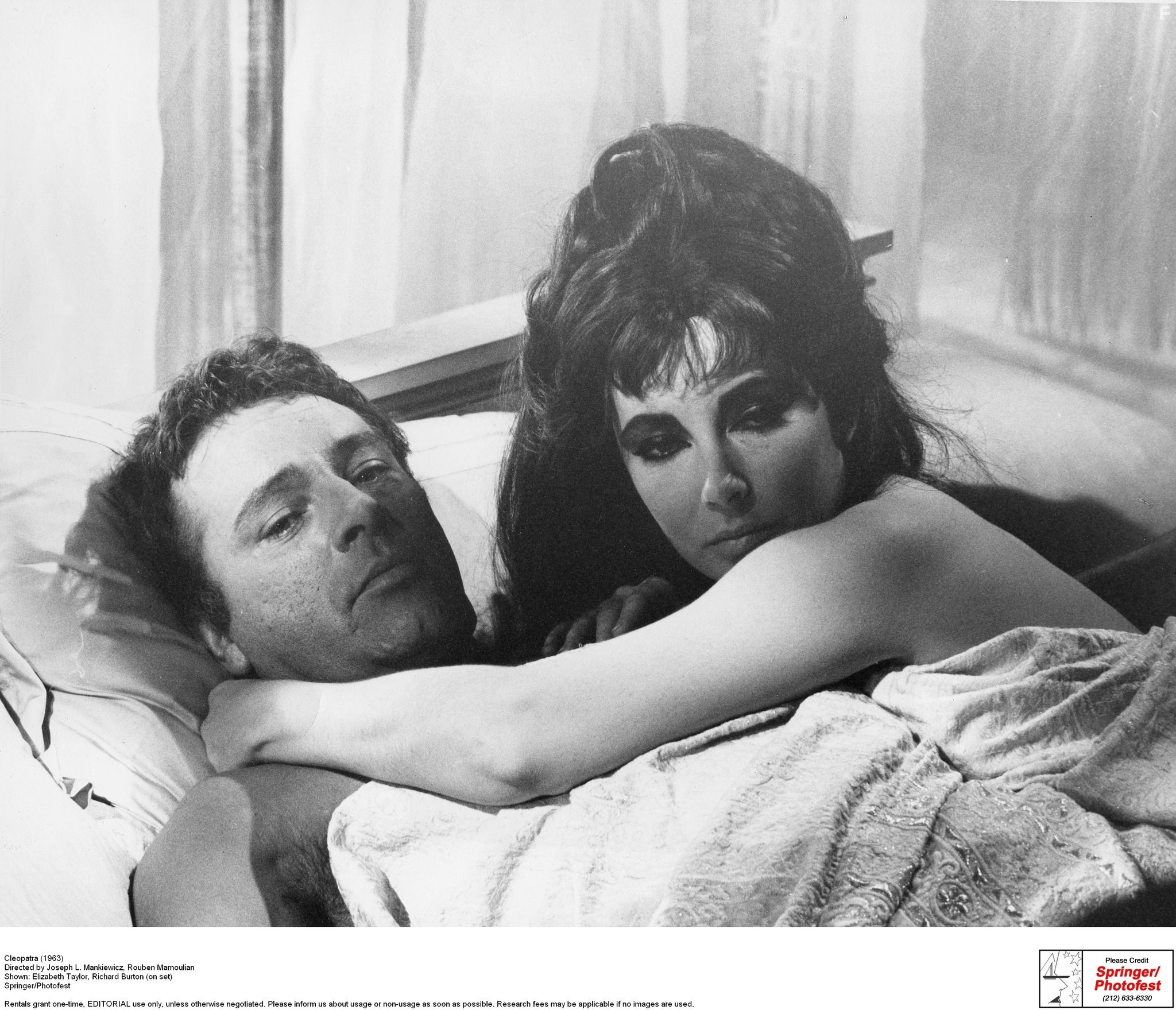 Richard Burton and Elizabeth Taylor in Клеопатра (1963)