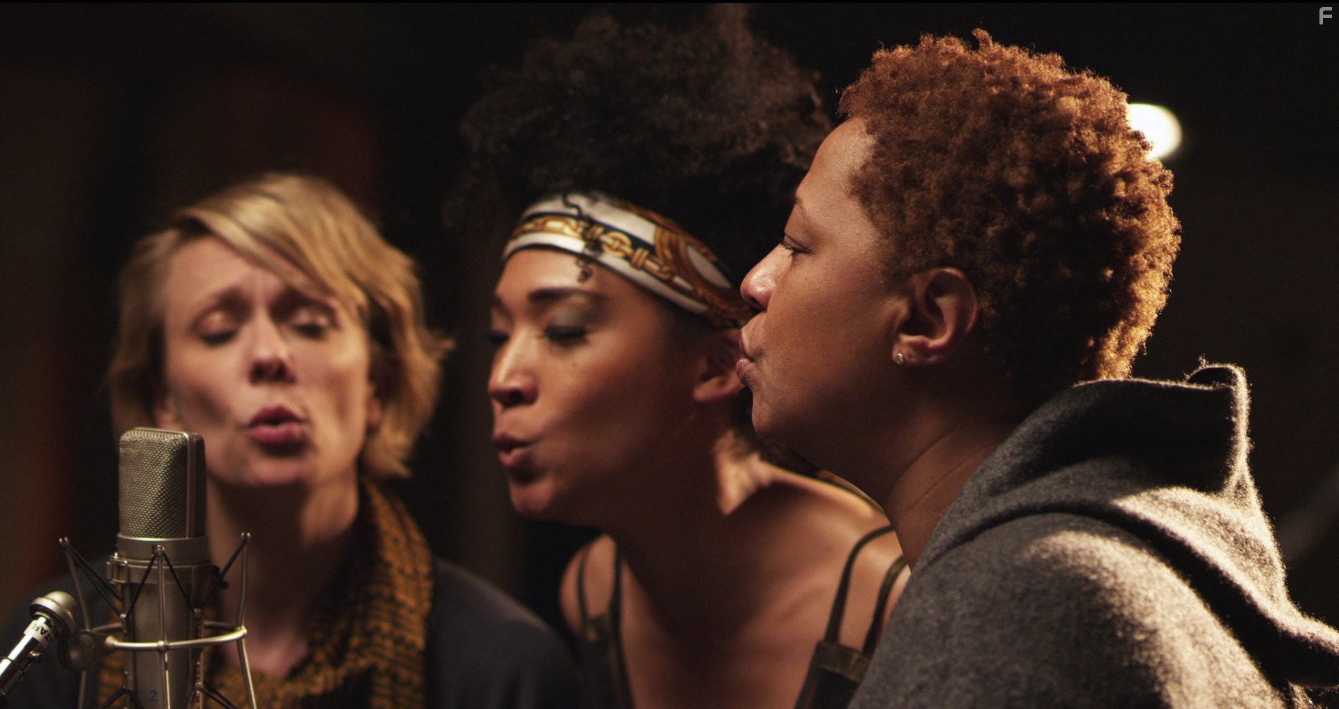 Morgan Neville and Lisa Fischer in B двyх шагах от славы (2013)