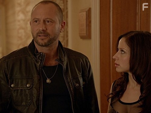 Daniel Fathers and Marina Tseva in Перевозчик (2012)