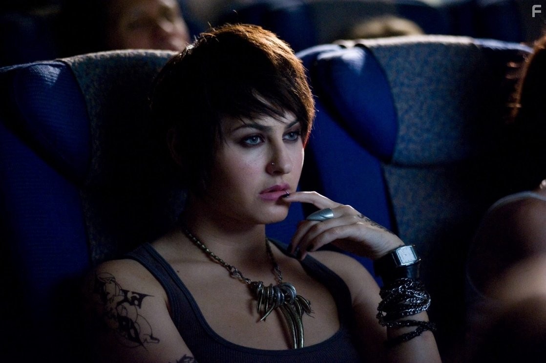 Scout Taylor-Compton in 7500 (2014)