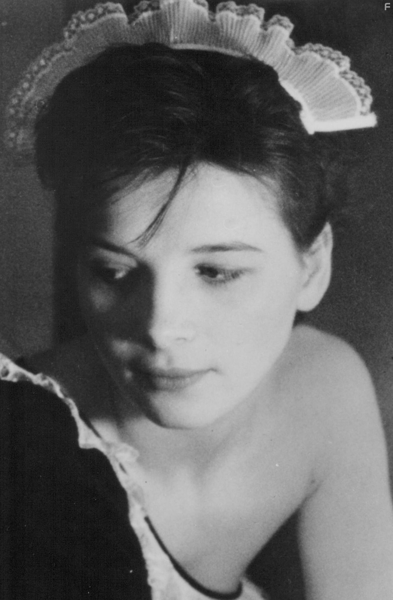 Juliette Binoche in Рандеву (1985)